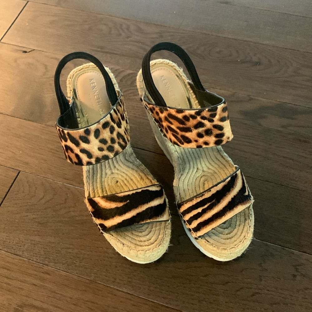 Kenneth Cole Sandals